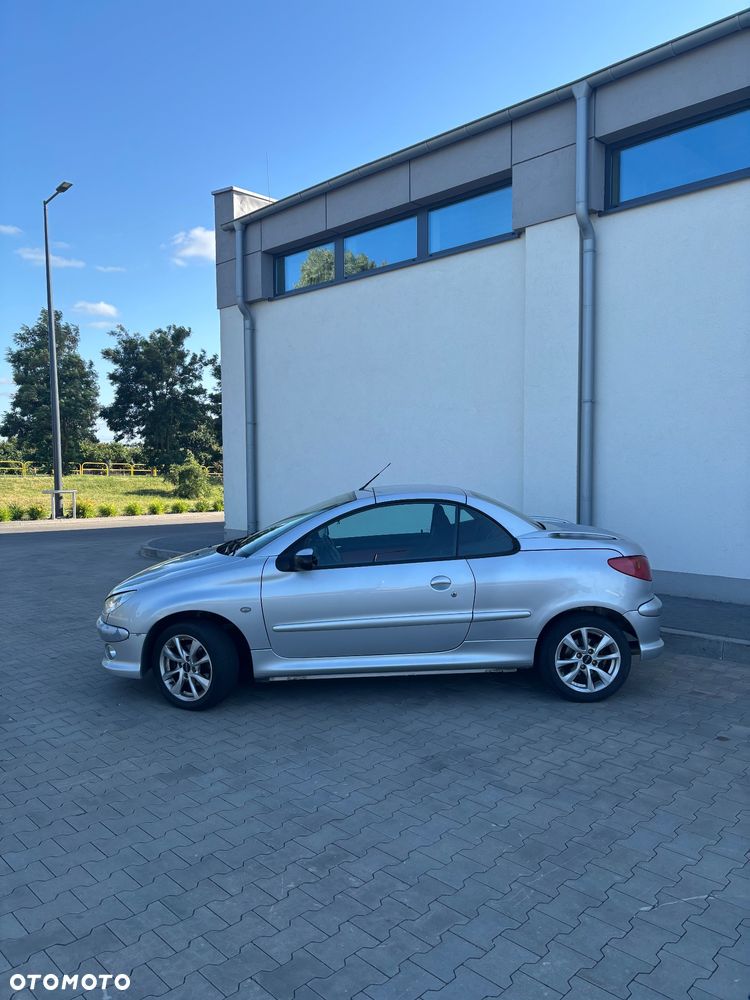 Peugeot 206 CC 1.6 - 15