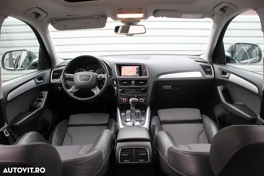 Audi Q5 2.0 40 TDI quattro S tronic Sport - 2