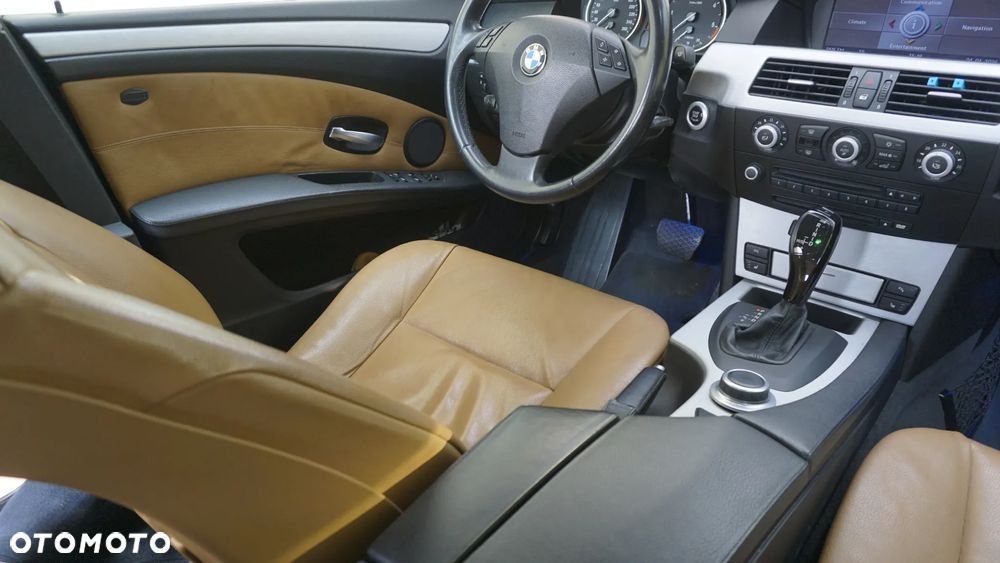 BMW Seria 5 520d - 18