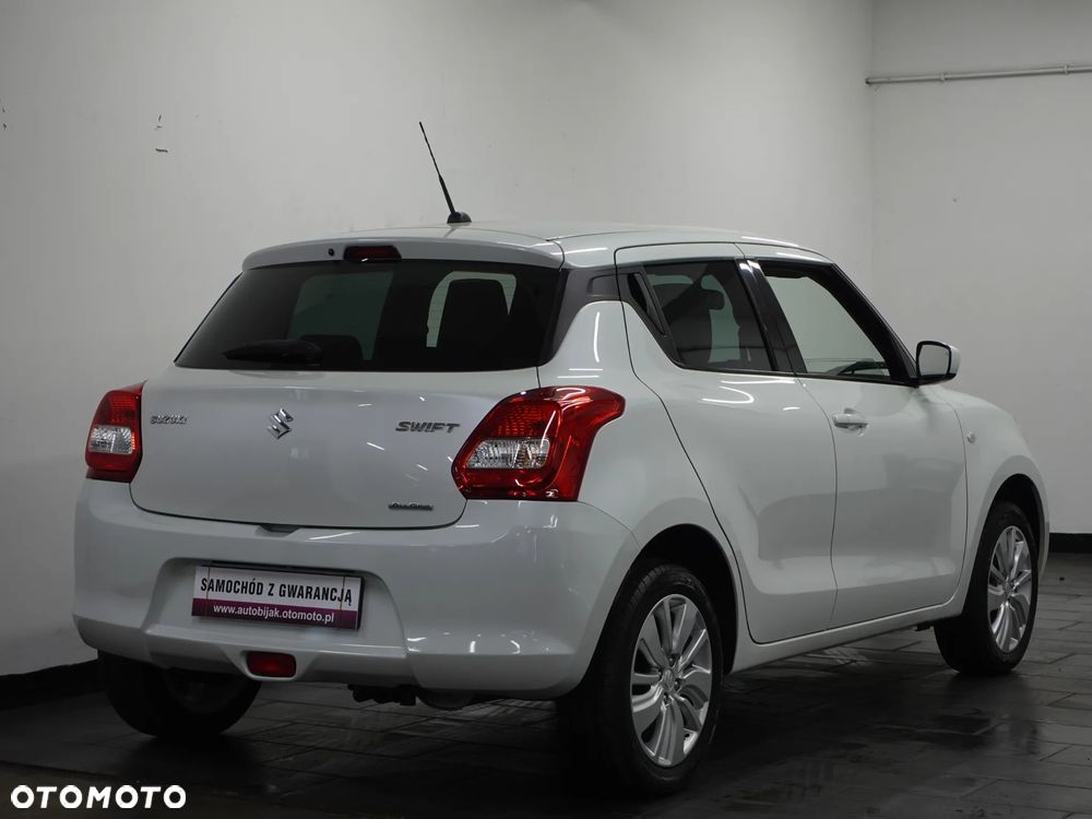 Suzuki Swift 1.2 Dualjet Allgrip Comfort - 8