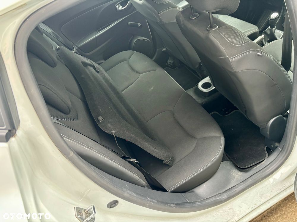 Renault Clio 1.5 dCi Dynamique - 10