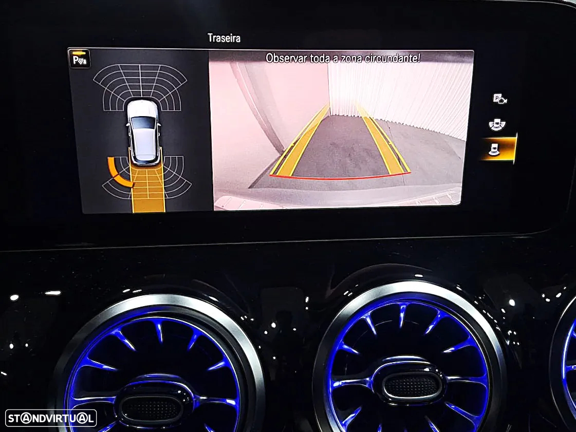 Mercedes-Benz EQA 300 4Matic AMG Line - 14