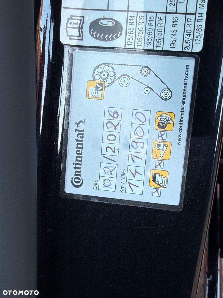 Ford Fiesta 1.0 EcoBoost Silver X Plus - 21