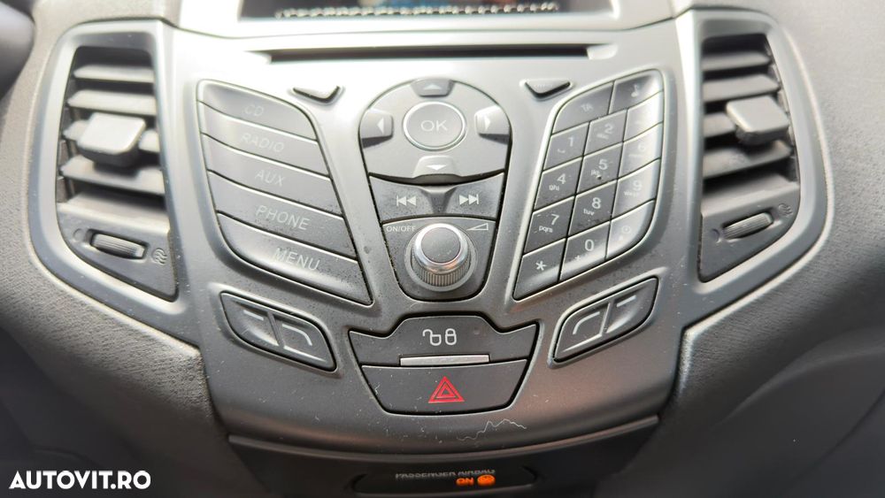 Ford Fiesta 1.0 Powershift Titanium - 19