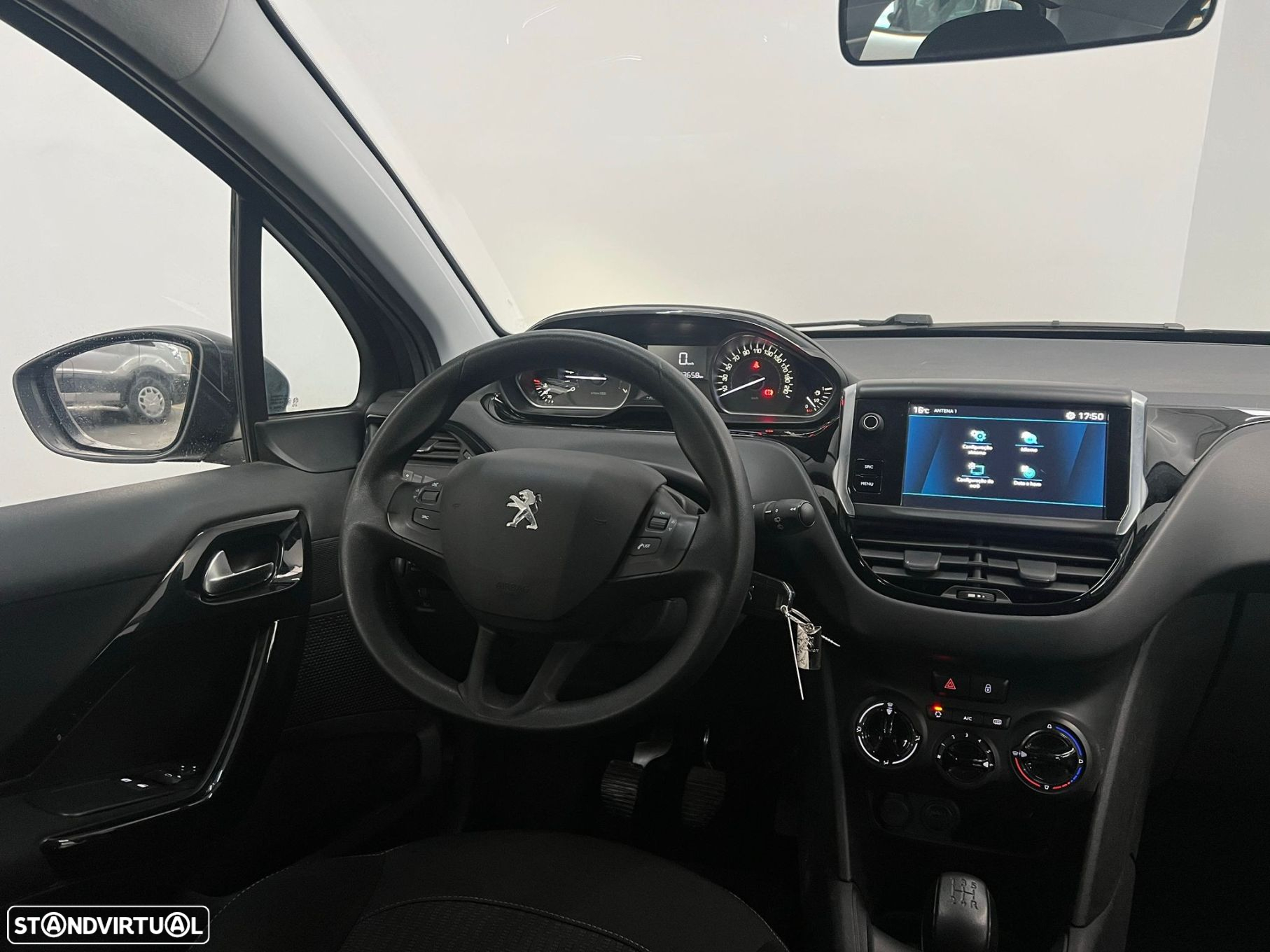 Peugeot 208 1.2 PureTech Access - 26