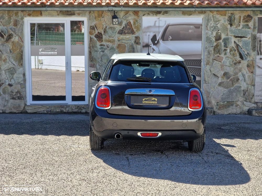 MINI 5 Portas Cooper D - 9