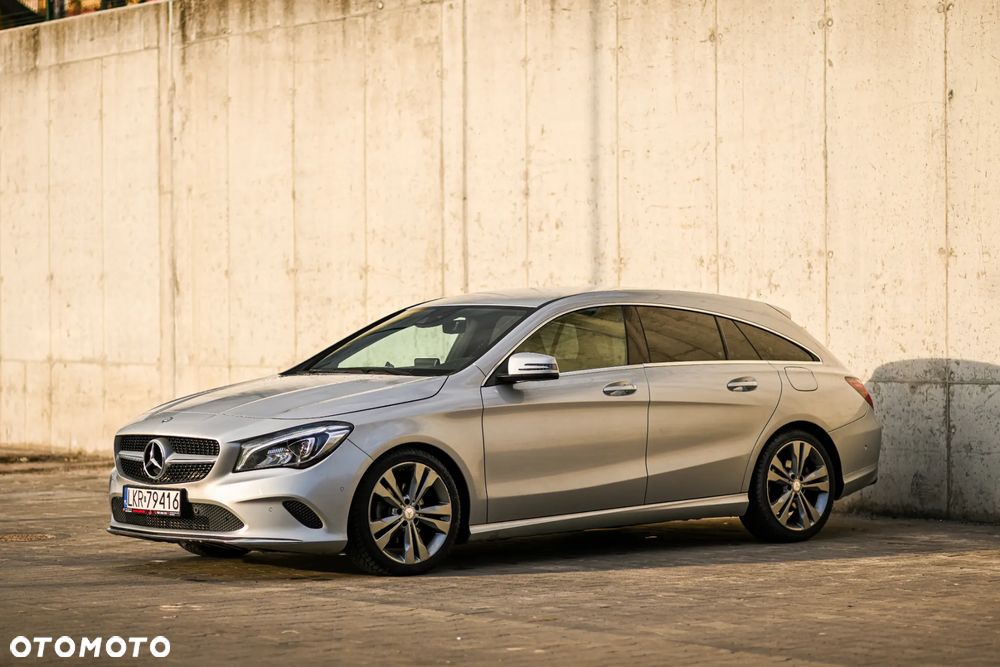 Mercedes-Benz CLA 180 7G-DCT Peak Edition - 10