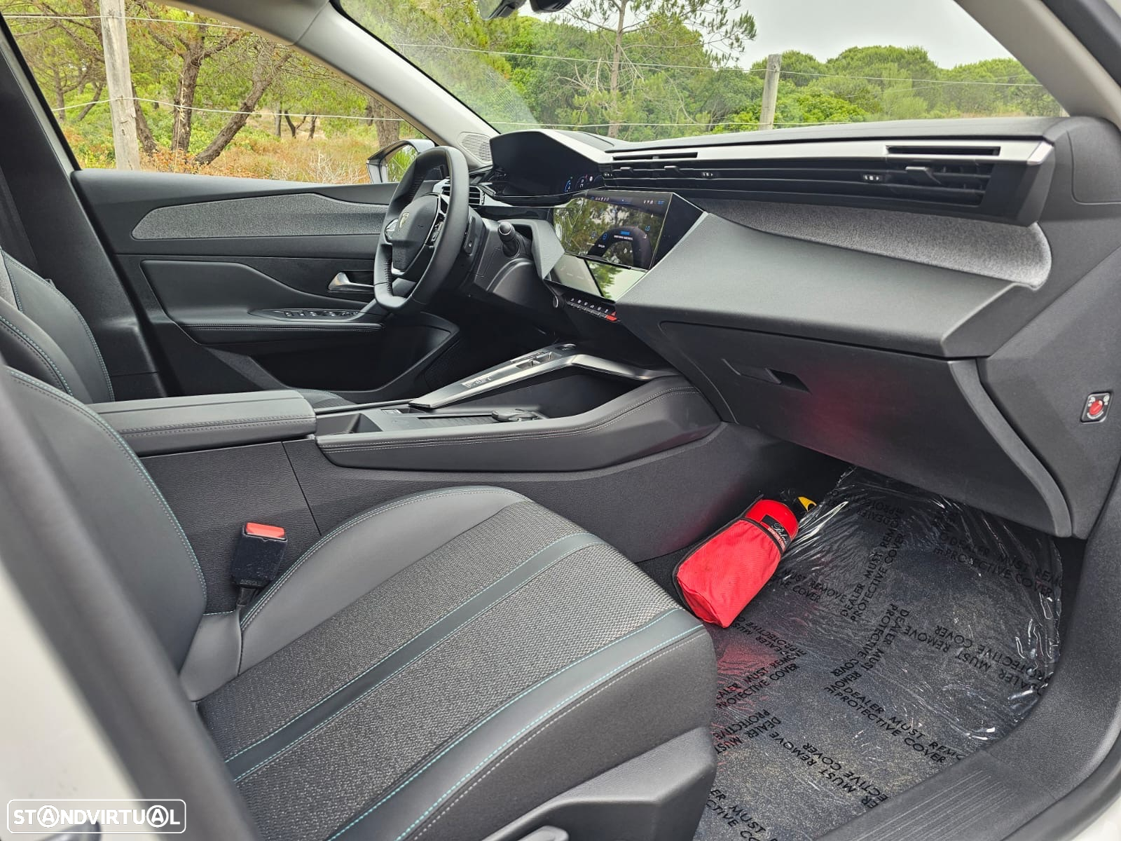 Peugeot 308 SW 1.6 Hybrid Allure e-EAT8 - 12