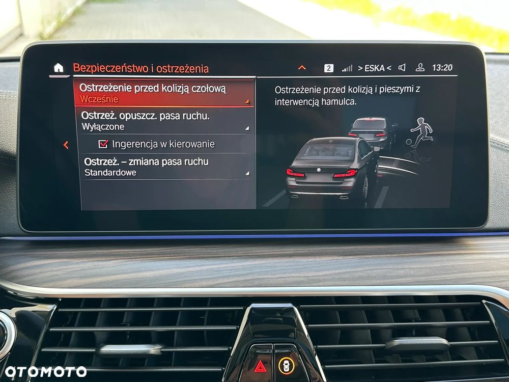BMW Seria 5 540d xDrive mHEV sport - 35