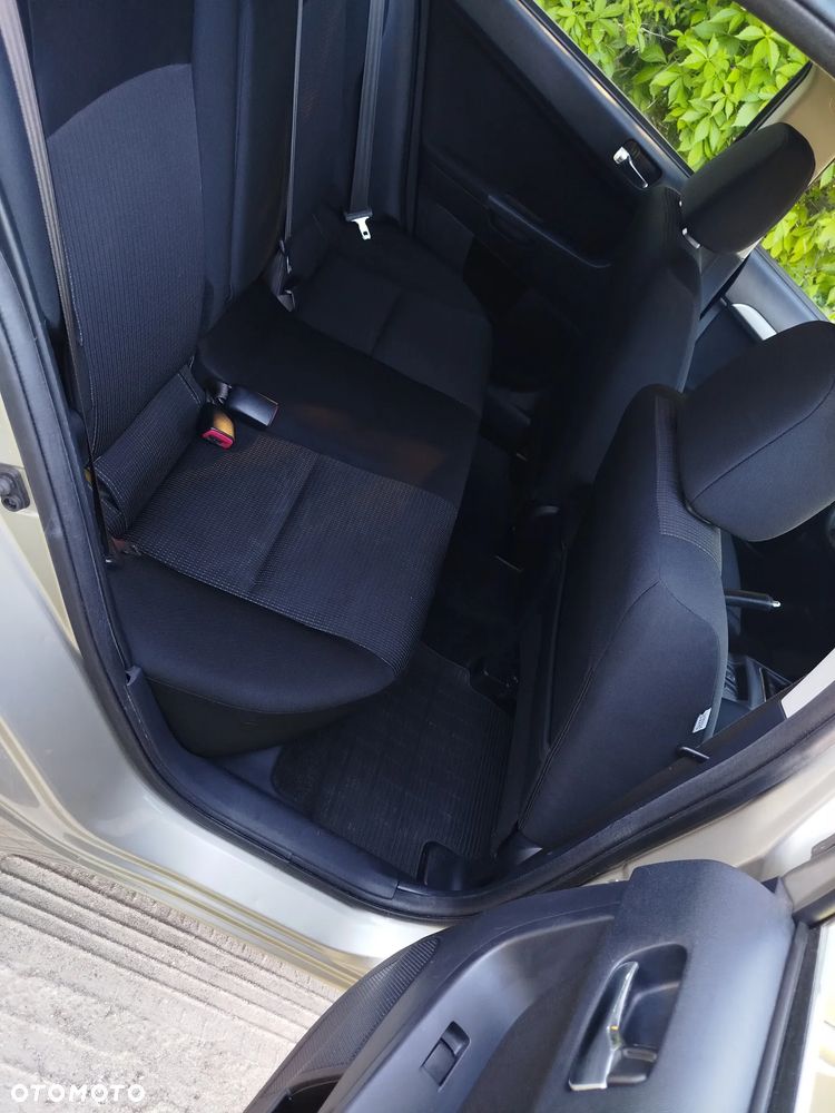 Mitsubishi Lancer 1.6 - 15