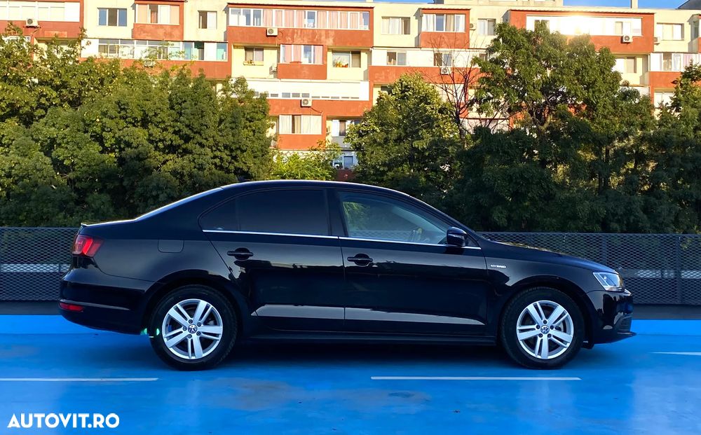 Volkswagen Jetta 1.4 DSG Comfortline - 4