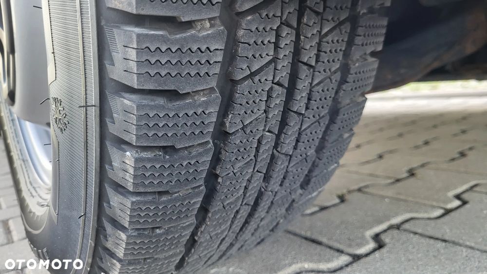 Iveco Daily 35s150 silnik 3.0 L4H2 /  furgon / blaszak / przebieg 83.000/ jeden właściciel krajowy - 13