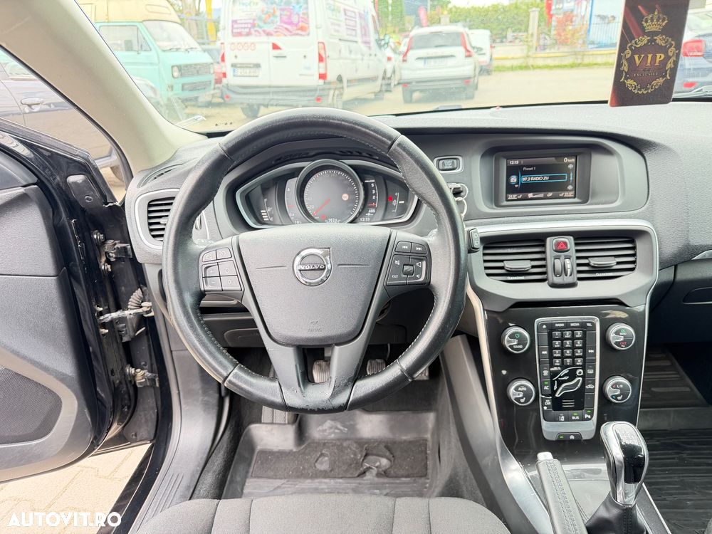 Volvo V40 D2 DRIVe Basic - 5