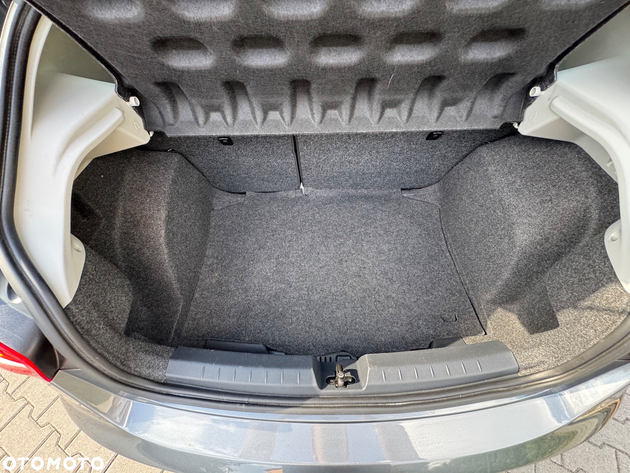 Seat Ibiza 1.2 TSI CONNECT - 27