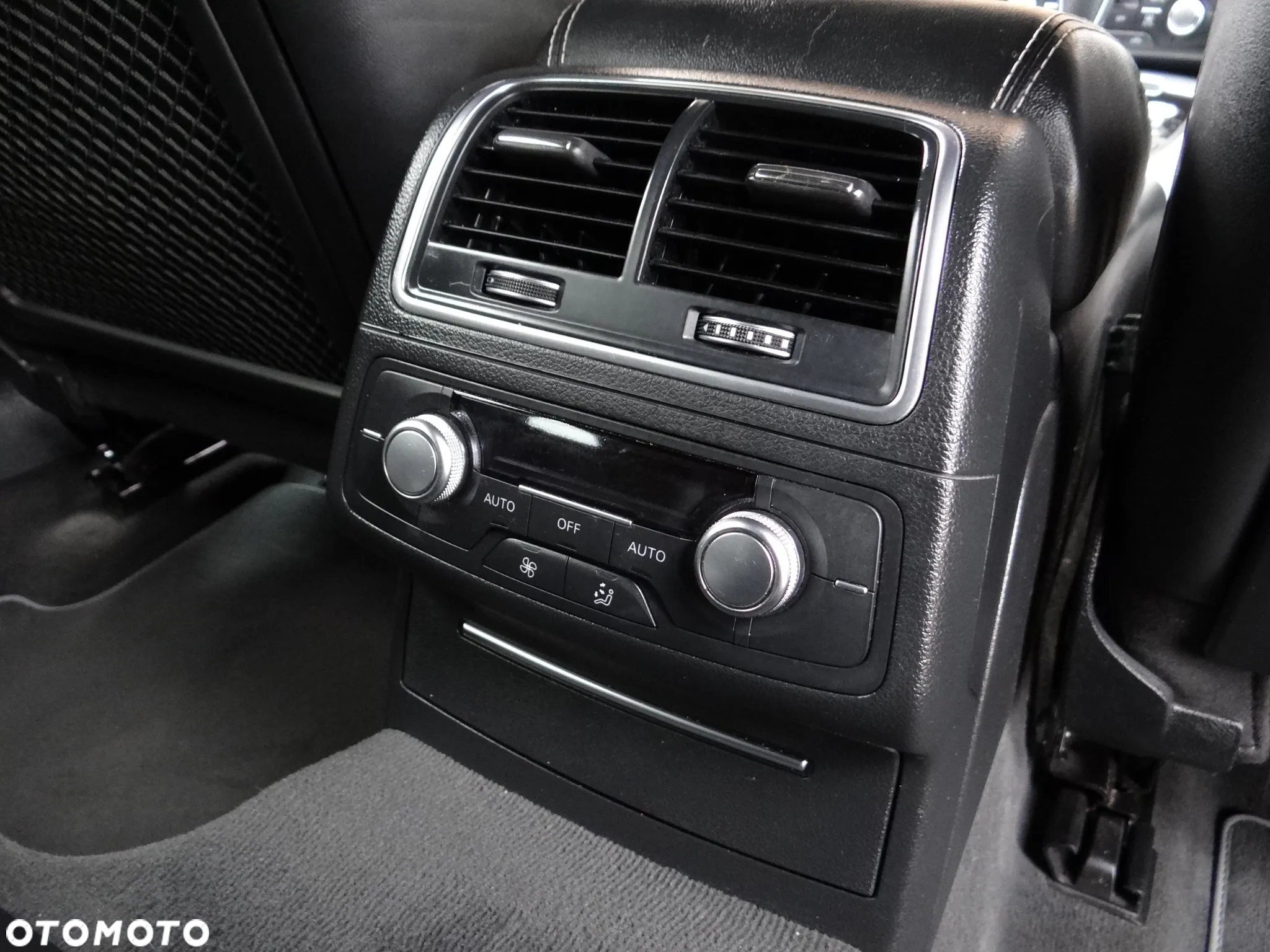 Audi A6 Avant 3.0 TDI quattro S tronic - 13