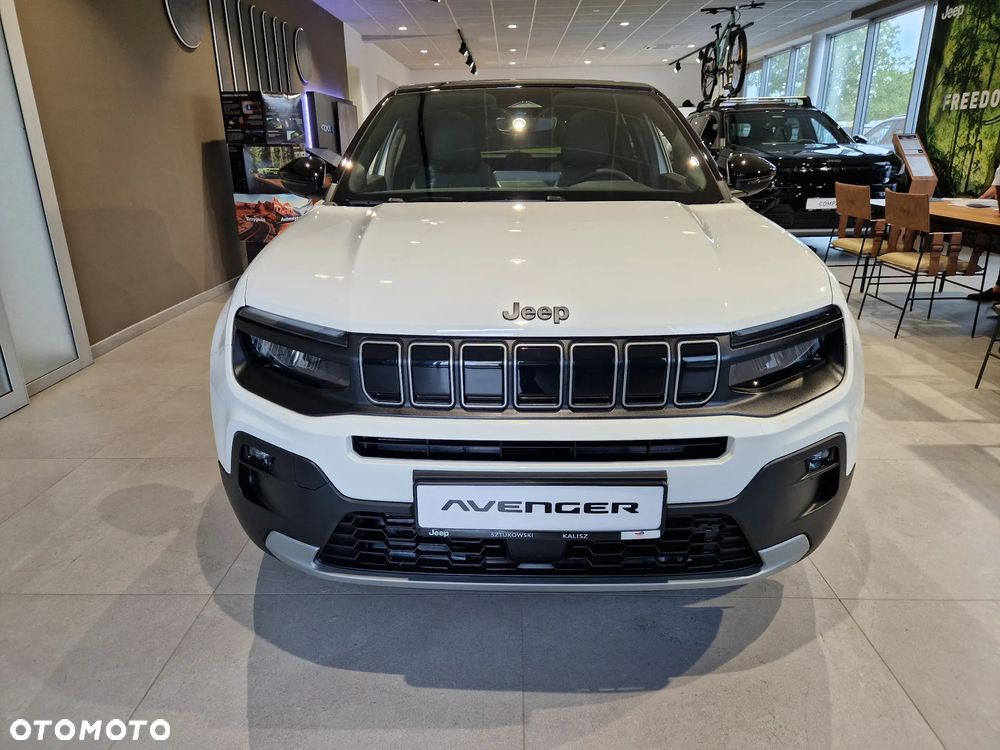 Jeep Avenger 1.2 T3 mHEV Black Edition FWD eDCT6 - 25