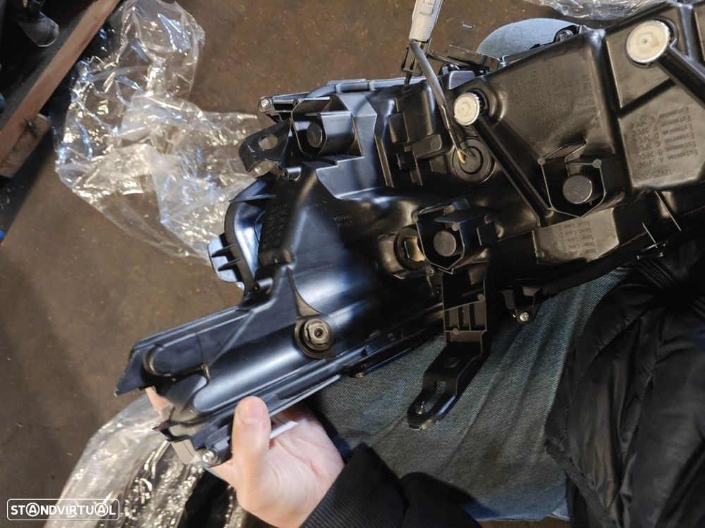 Farol Frente Esquerdo / Otica Esquerda Lexus Es (_Z10_, _A10_, _H10_) - 10