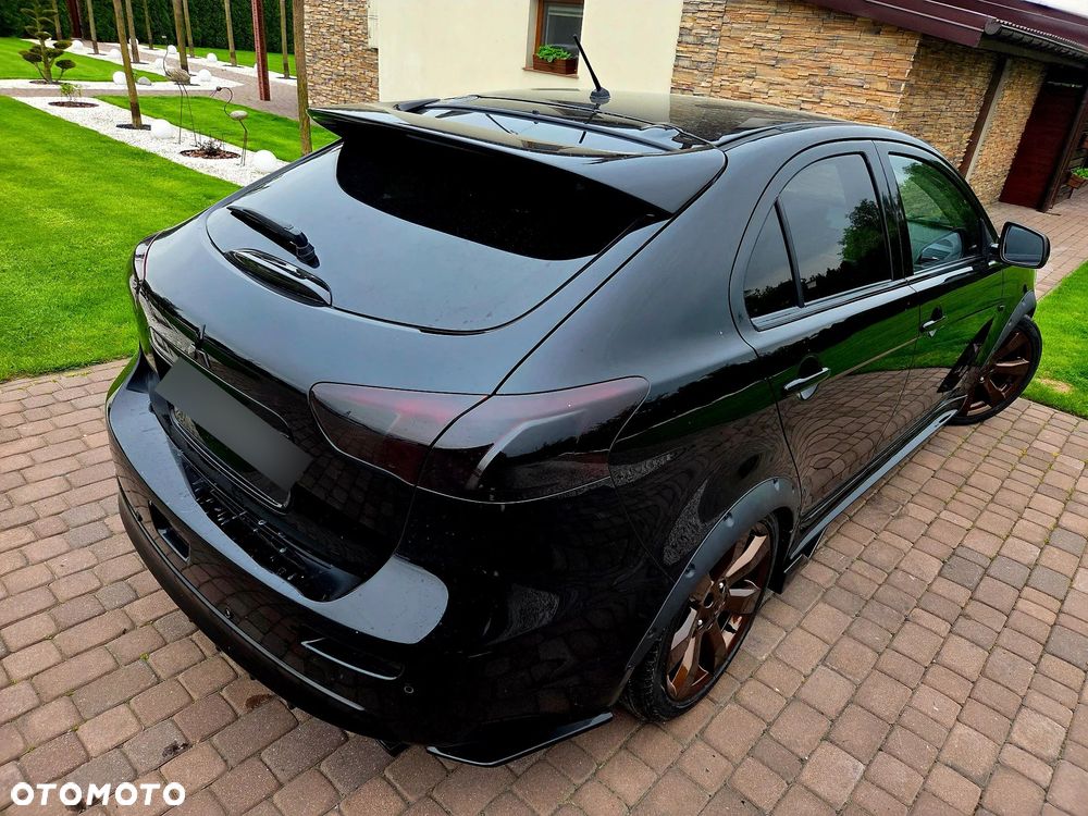 Mitsubishi Lancer - 3