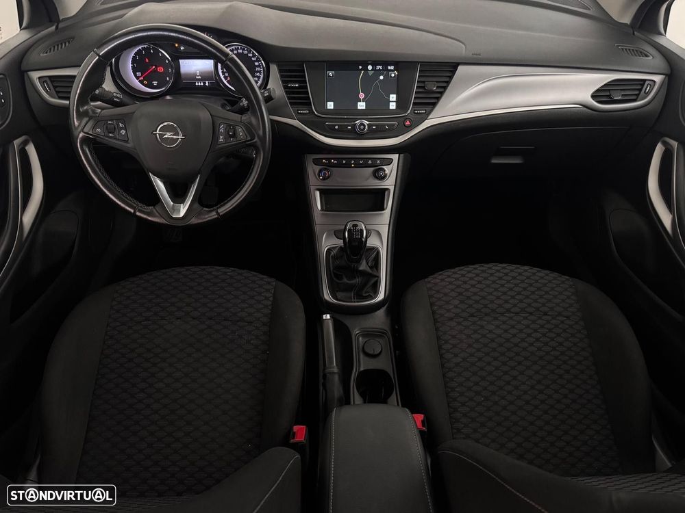 Opel Astra Sports Tourer 1.2 T Edition - 4