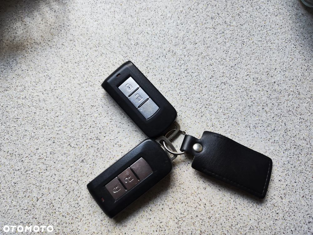 Mitsubishi Outlander 2.0 4WD - 21