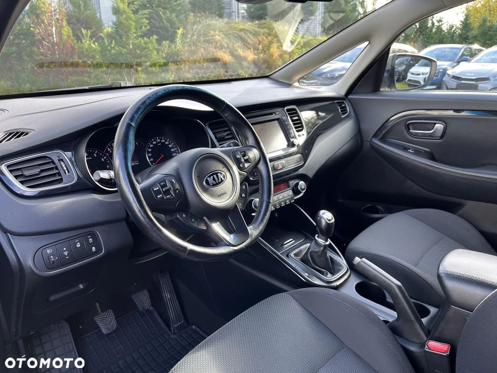 Kia Carens 1.6 GDI Business Line EU6 - 9