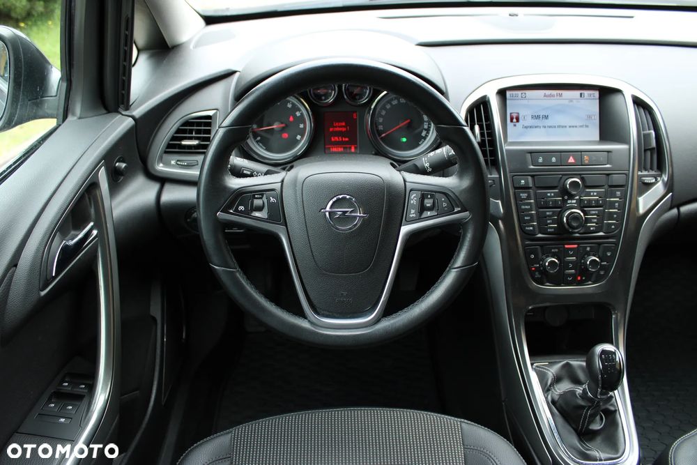 Opel Astra 1.6 Cosmo - 18