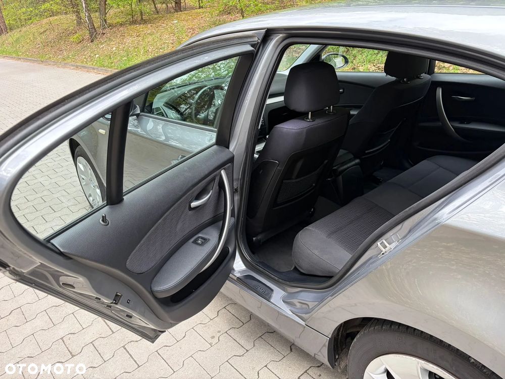 BMW Seria 1 116i - 20