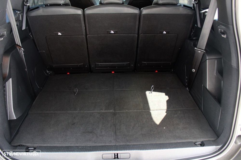 Peugeot 5008 1.2 PureTech Allure Pack EAT8 - 20