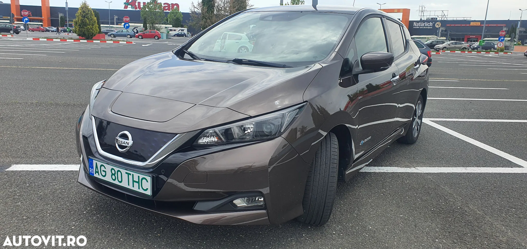 Nissan LEAF - 2
