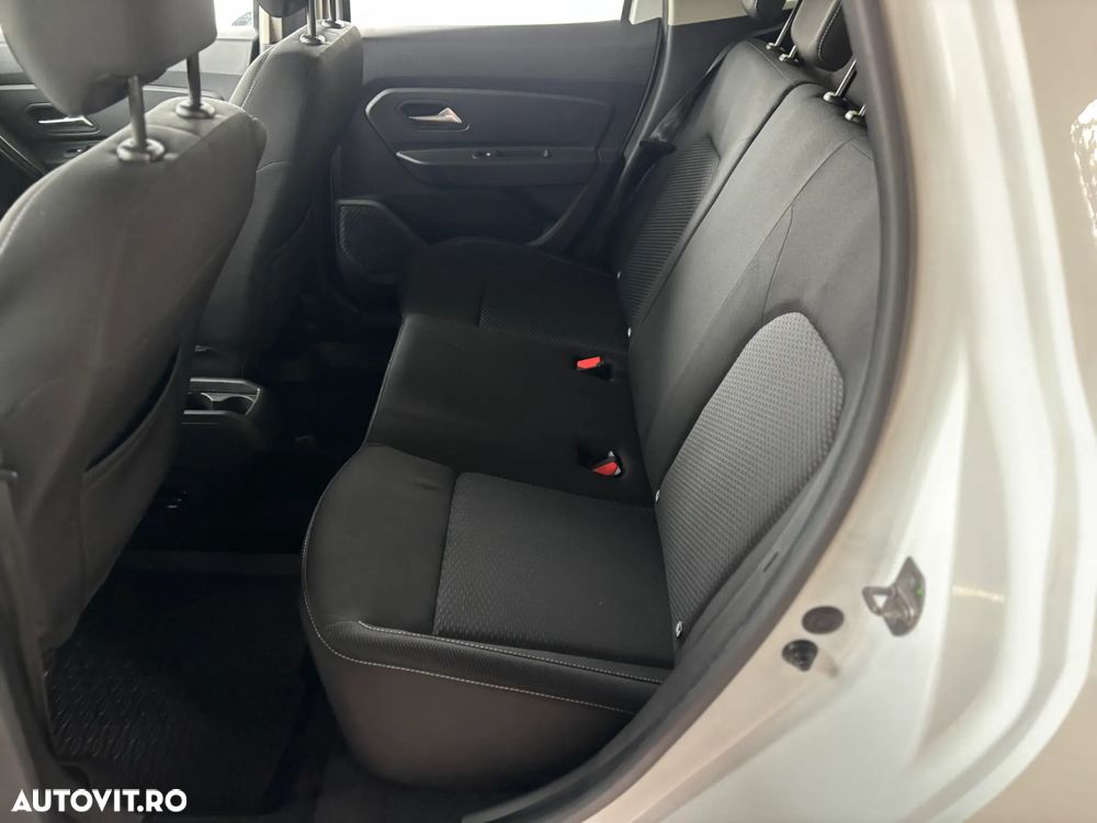 Dacia Duster 1.5 Blue dCi 4WD Comfort - 28