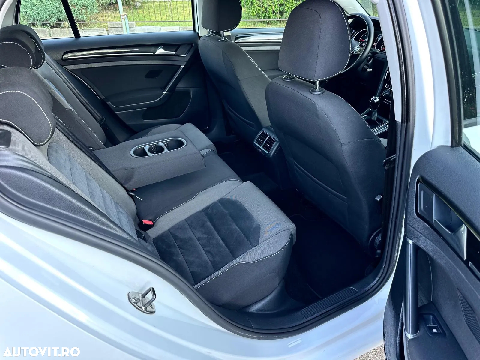 Volkswagen Golf 2.0 TDI (BlueMotion Technology) Highline - 16