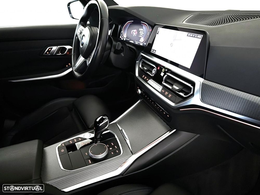 BMW 318 d Pack M Auto - 14