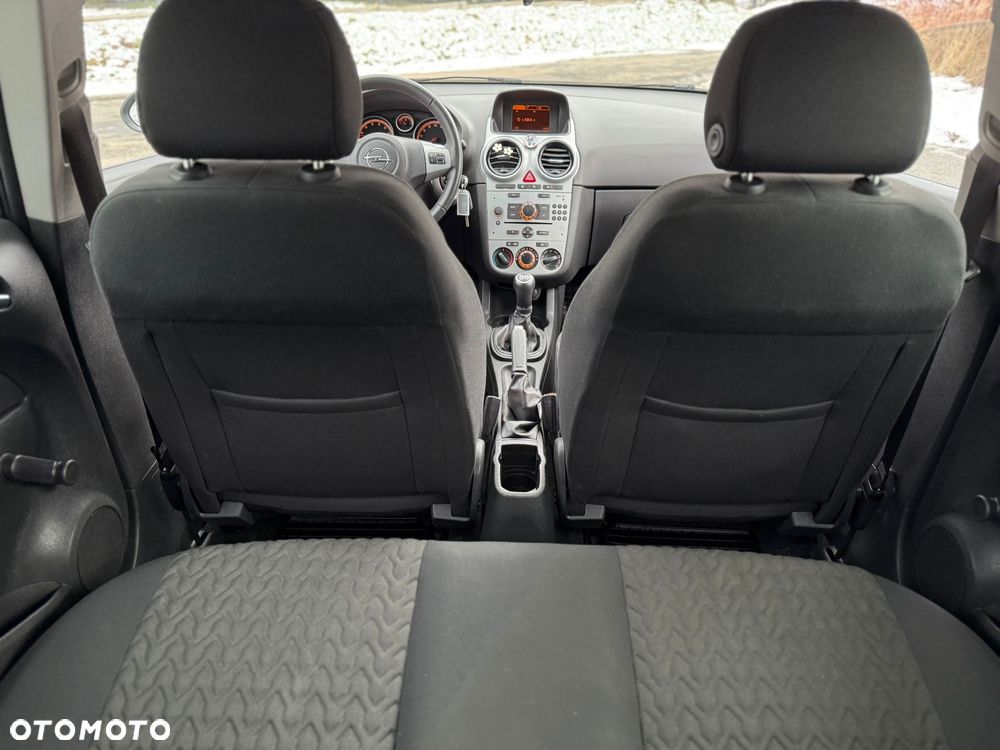 Opel Corsa 1.2 16V Edition / Active - 28