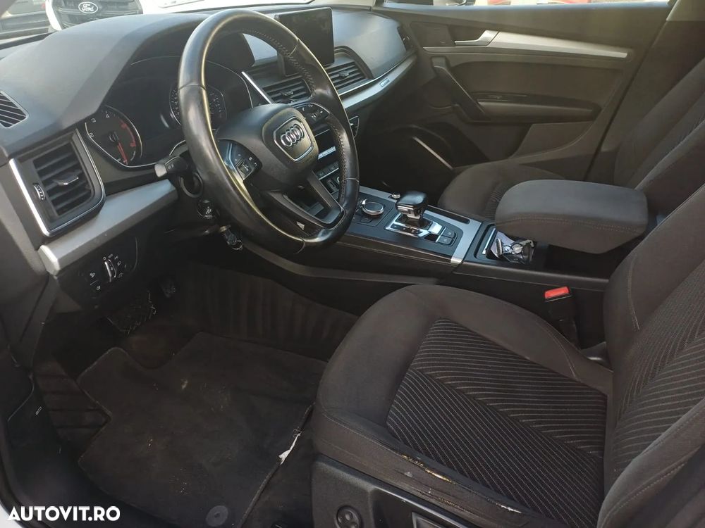 Audi Q5 35 TDI quattro S tronic - 14