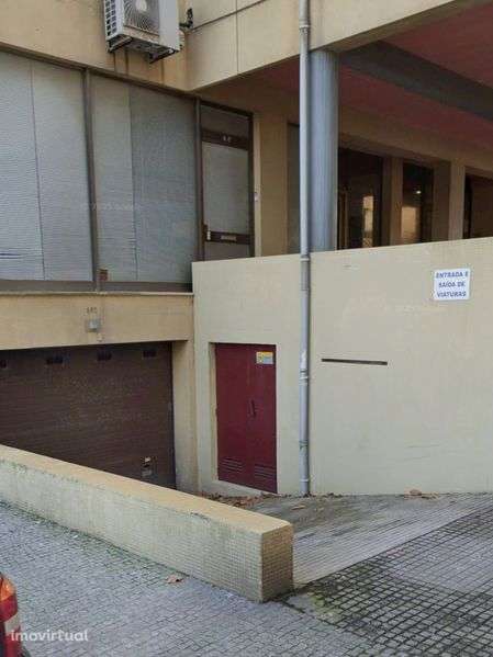 Lugar de garagem matosinhos queimodromo - Grande imagem: 2/5