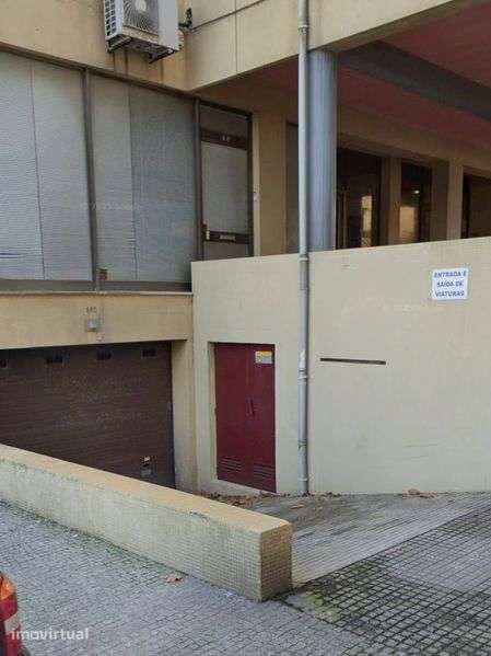 Lugar de garagem matosinhos queimodromo - Grande imagem: 2/5