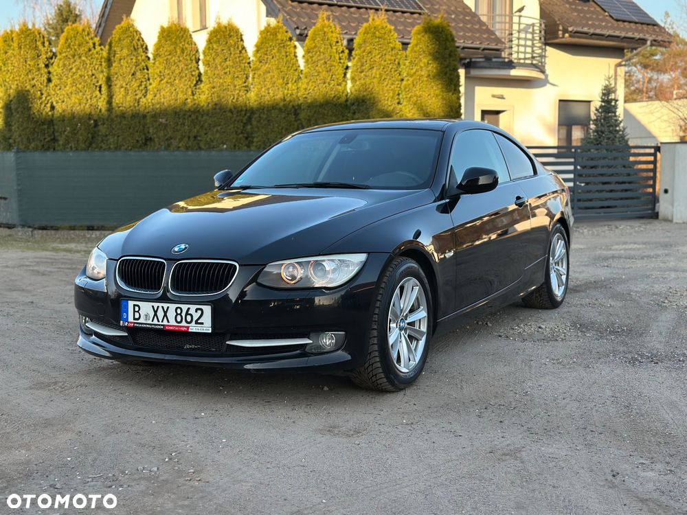BMW Seria 3 320i - 5
