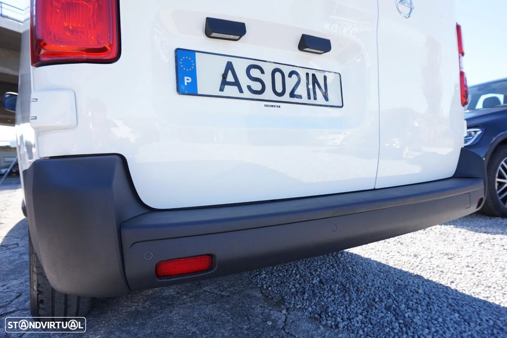 Opel Vivaro 2.0 cdti 145 L3H1 Essentia IVA dedutível - 9