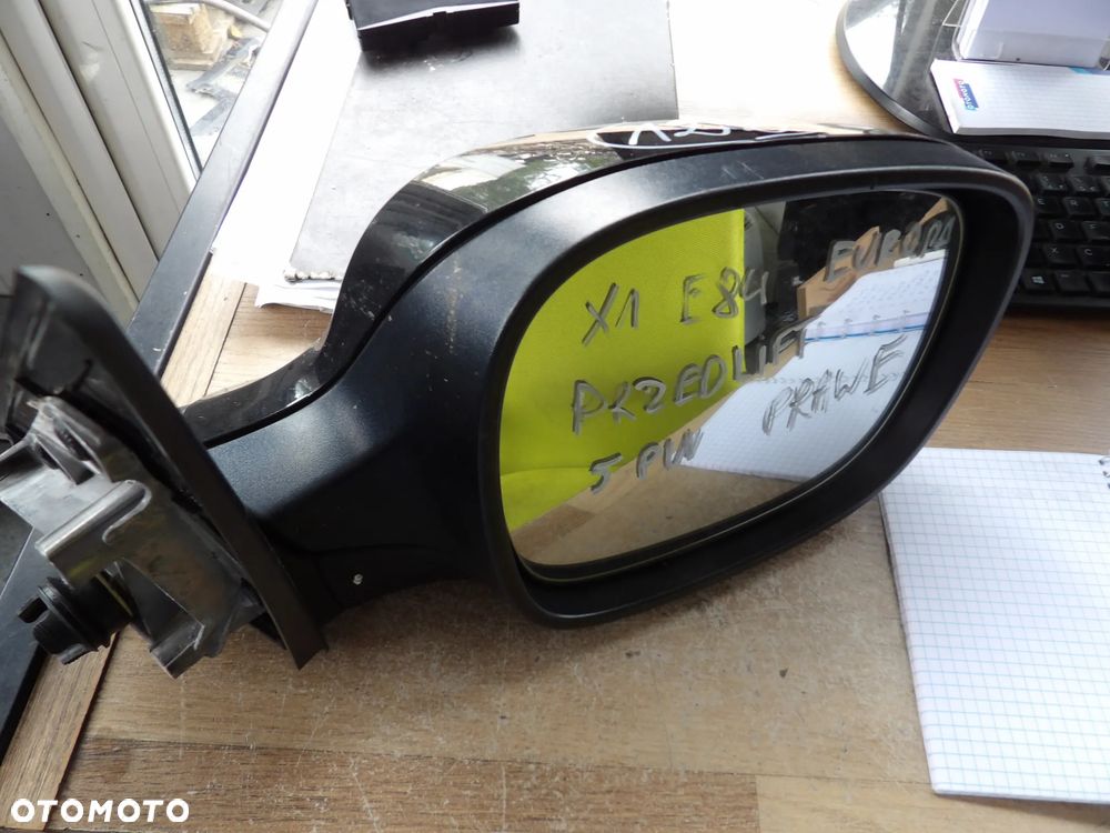 BMW - E84 - KOLOR 668 - 5 PIN - PRAWE LUSTERKO ZEWNĘTRZNE - EUROPA - 1