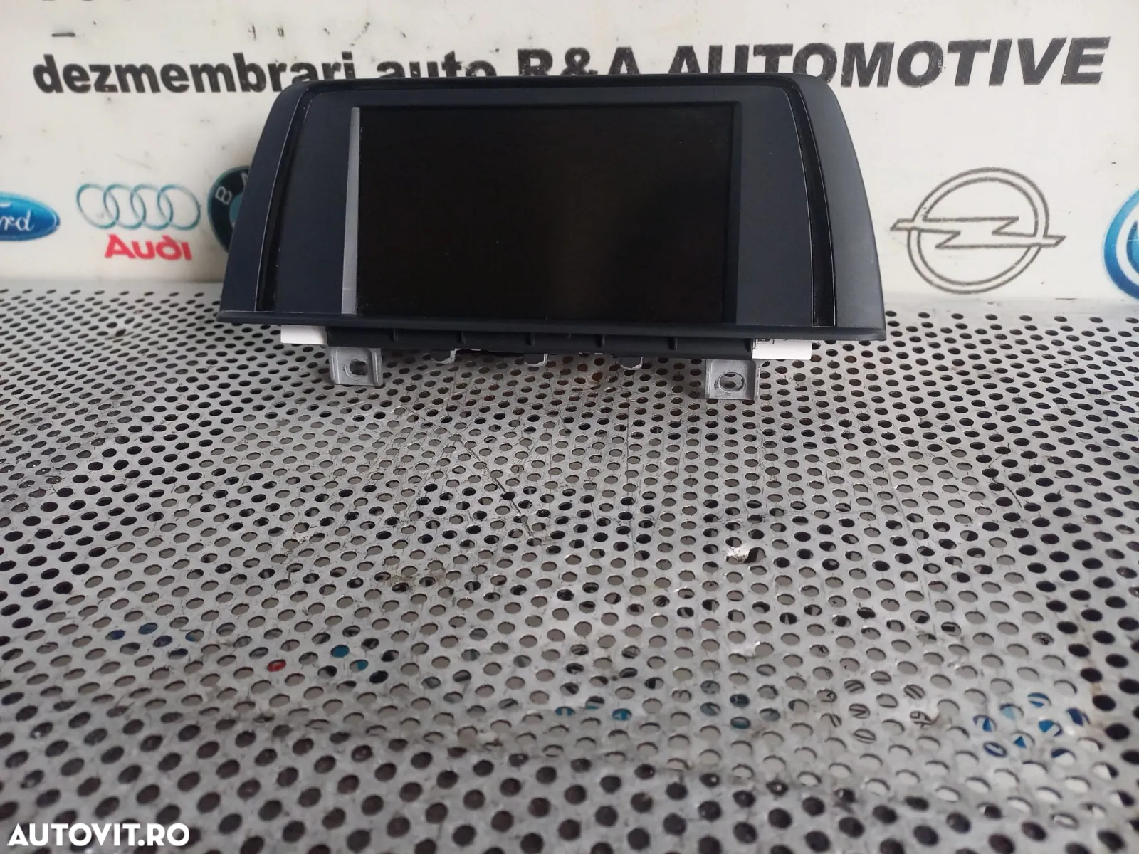 Display Radio Cd Navigatie Bmw F30 F31 Cod  Dezmembrez - Dezmembrari Arad - 7