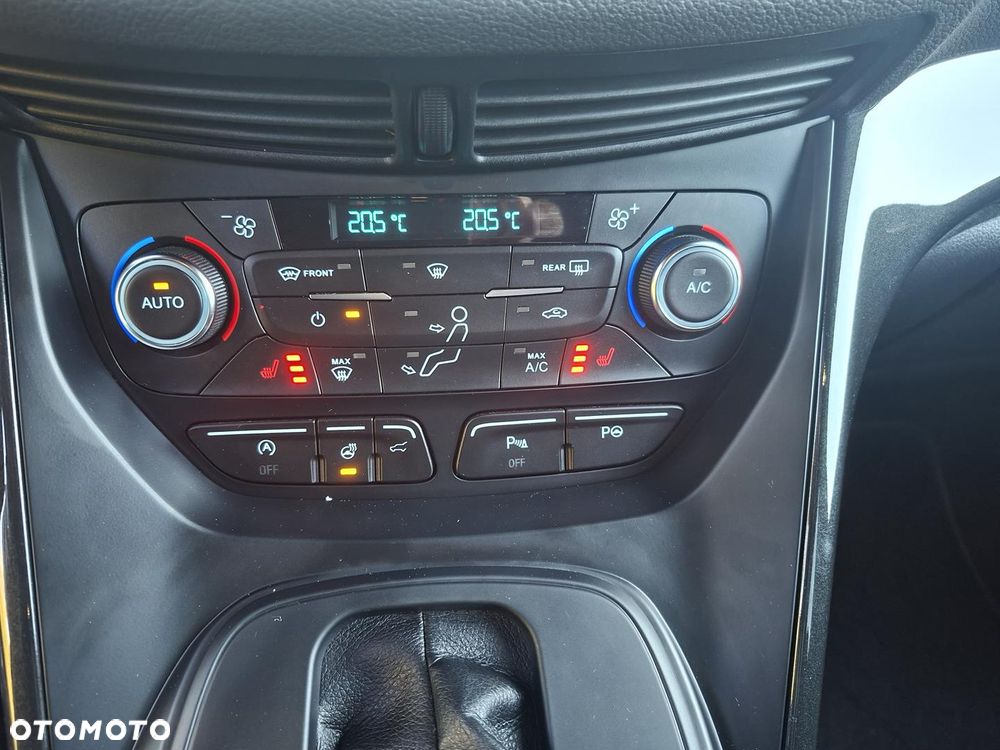 Ford Kuga 1.5 EcoBoost AWD ST-Line ASS - 21