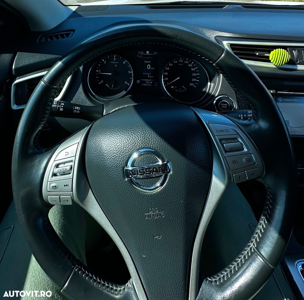 Nissan Qashqai 1.6 DCI Xtronic TEKNA - 15