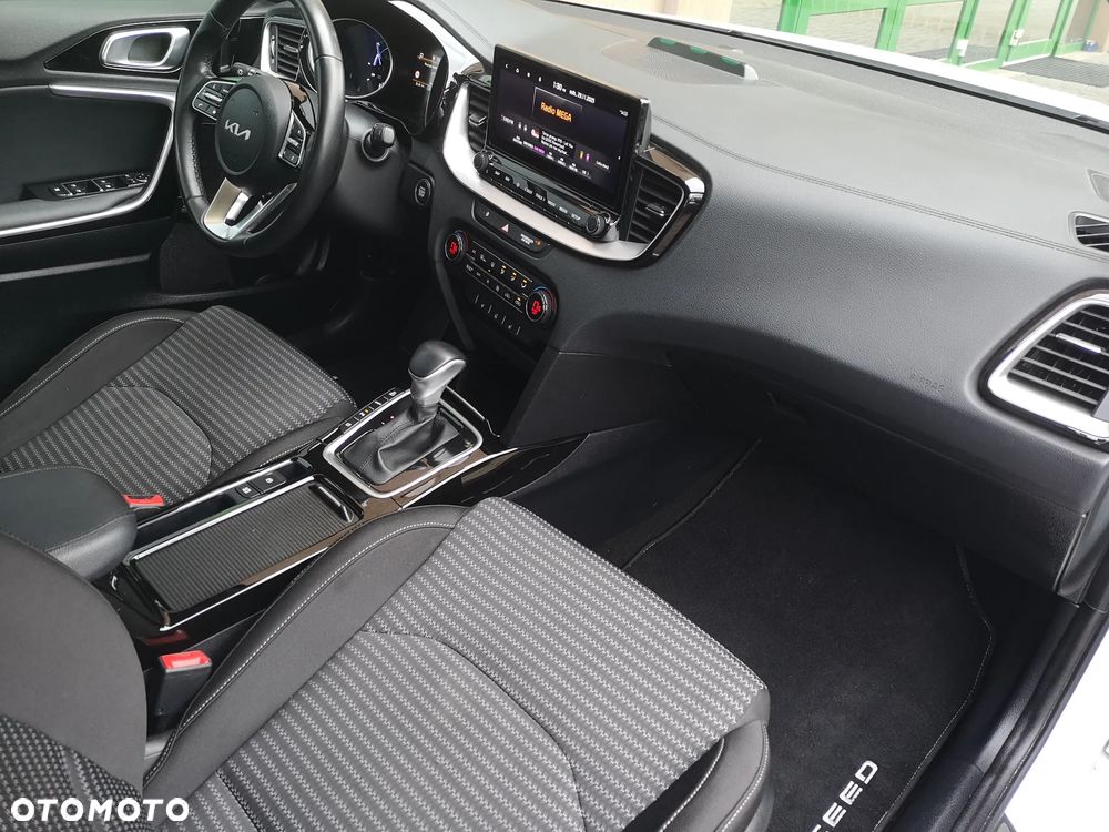 Kia Ceed 1.6 GDI PHEV Business Line DCT - 14