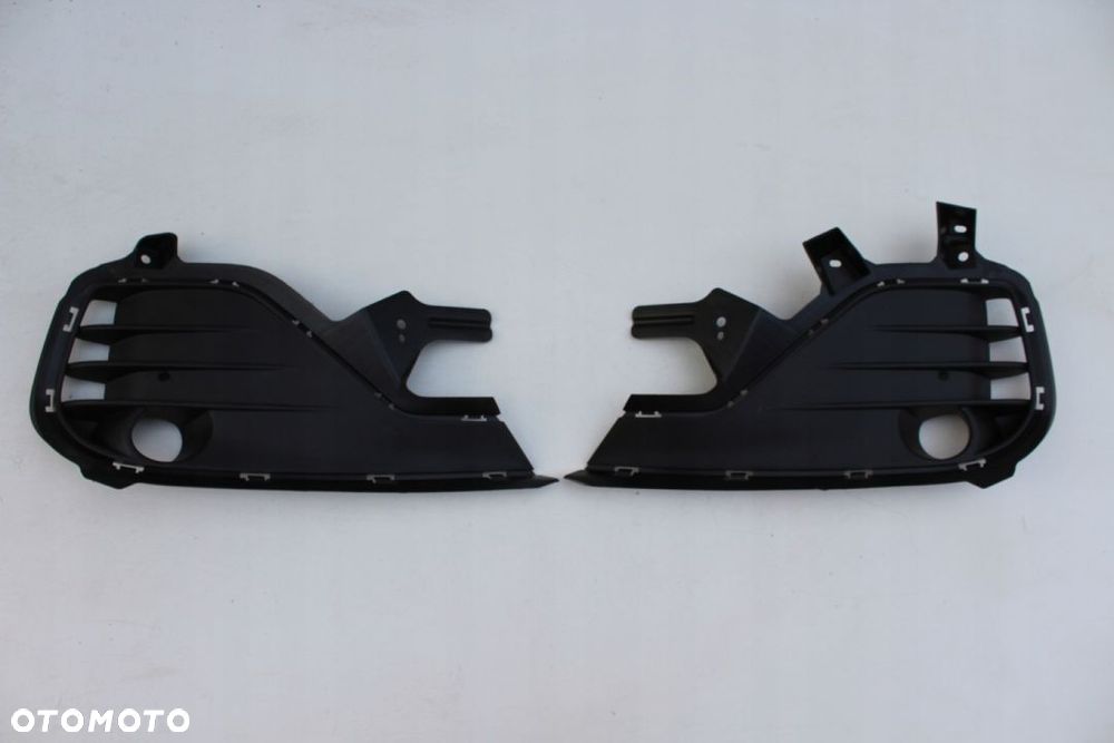 Hyundai I30 Fastback 2016- Kratka Halogen Nowa Oryginał 86564-G4AD0 86563-G4AD0