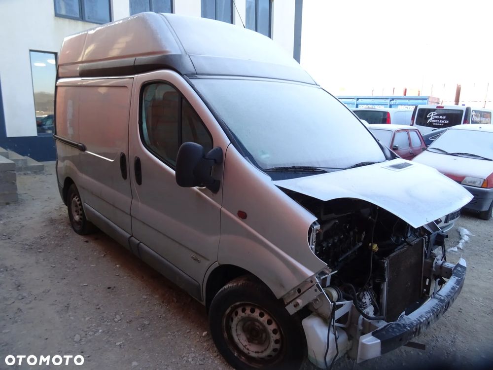 Opel Vivaro na części maska zderzak błotnik drzwi - 2