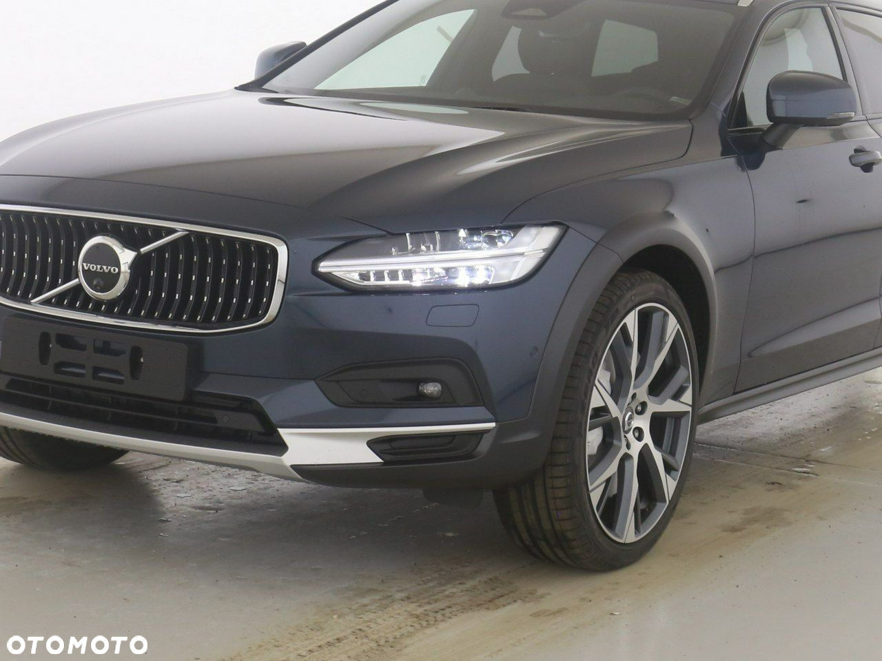 Volvo V90 Cross Country B4 D AWD Ultimate - 8