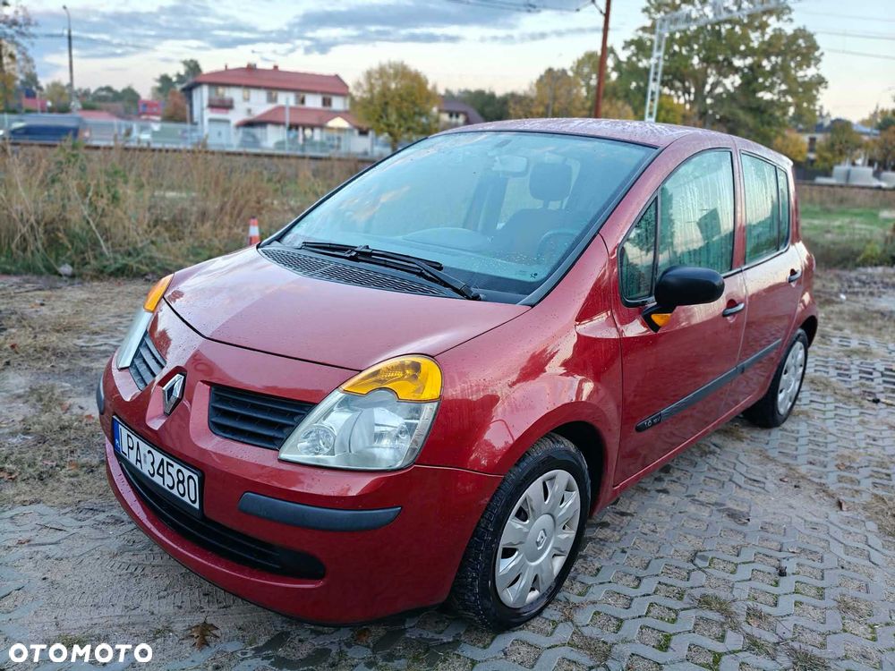 Renault Modus - 1
