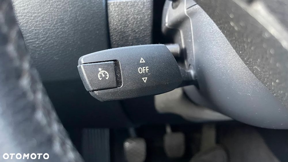 BMW X1 xDrive18d - 12