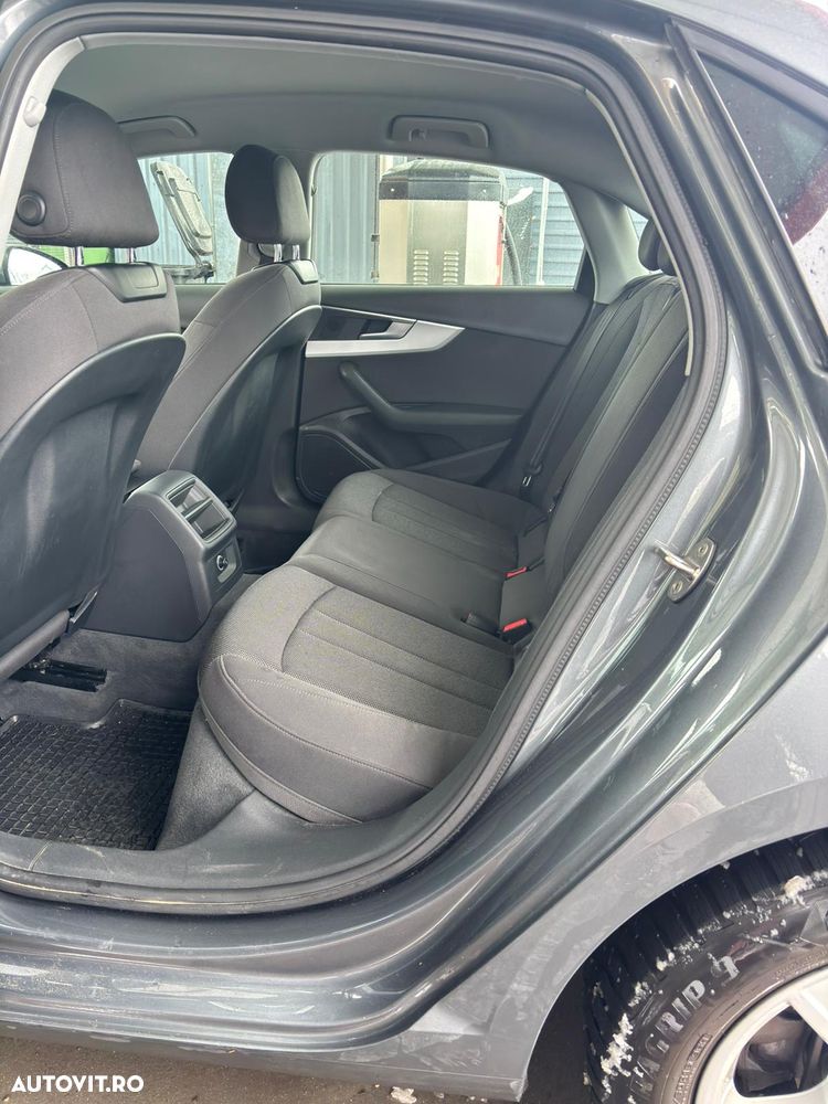 Audi A4 2.0 TDI - 14