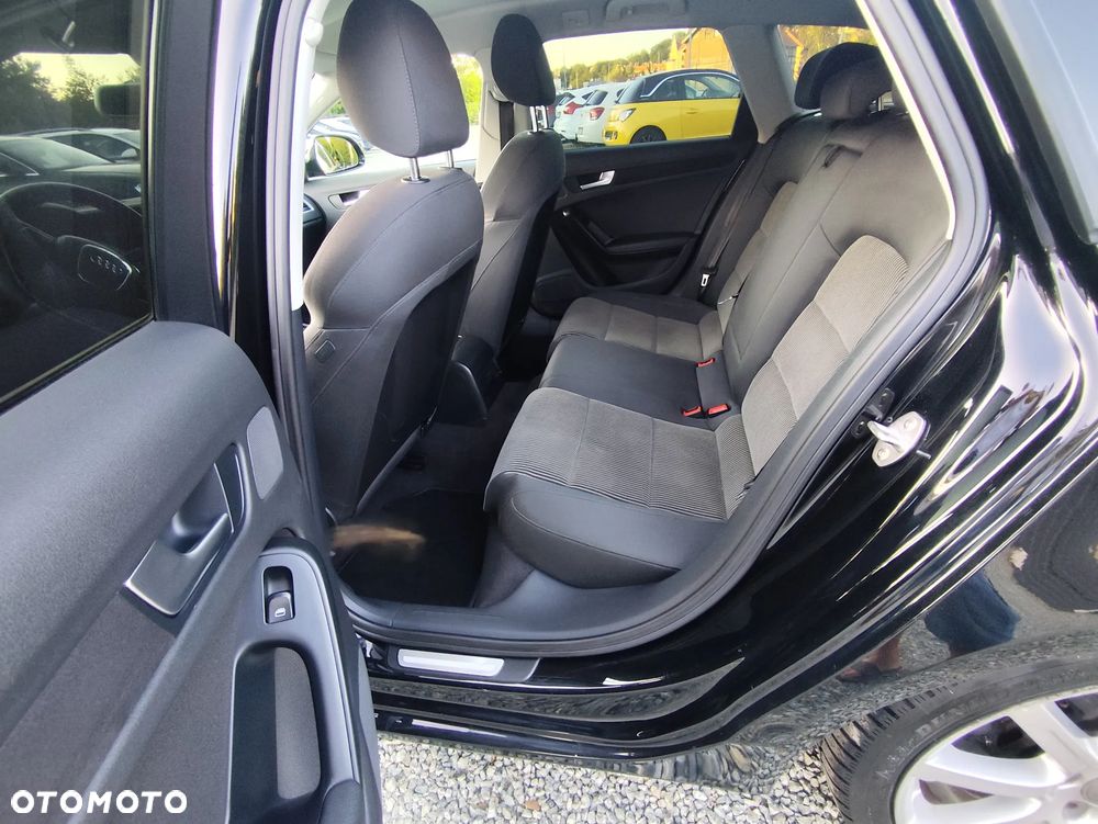 Audi A4 Avant - 25